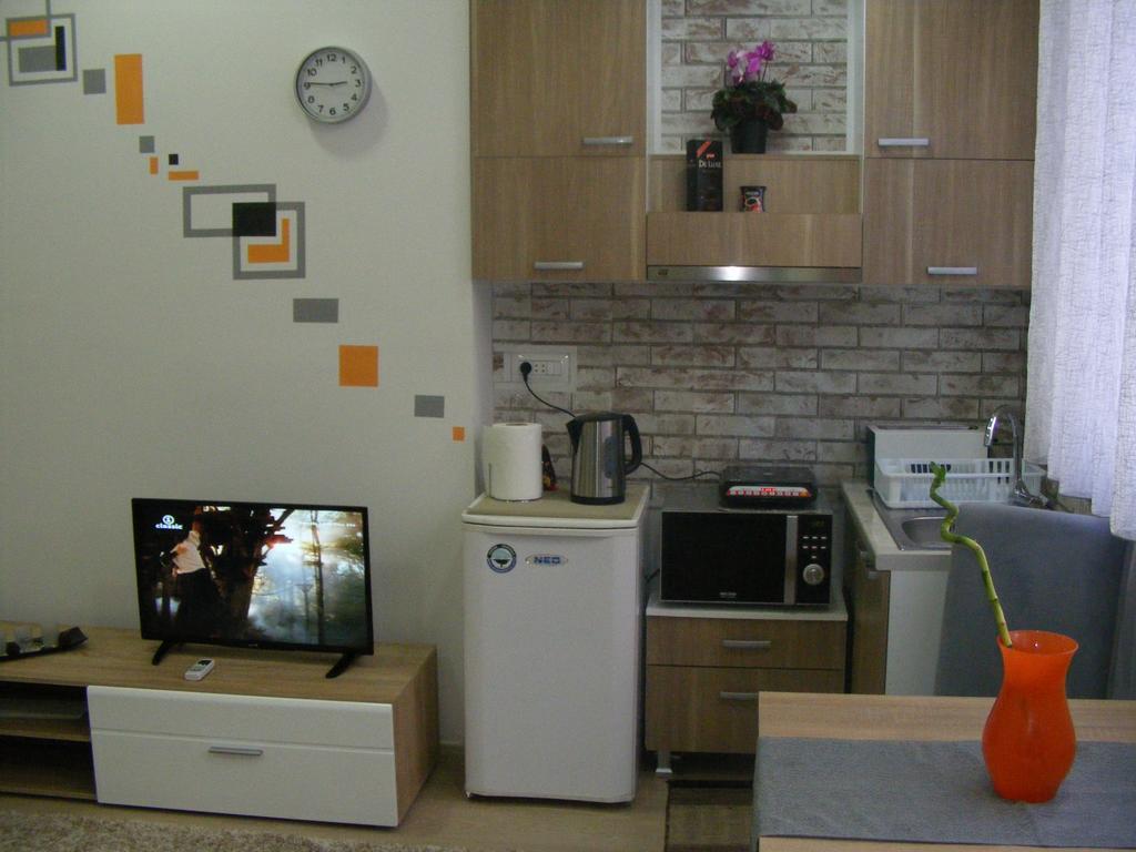 Valor Central Apartments Скоп'є Екстер'єр фото