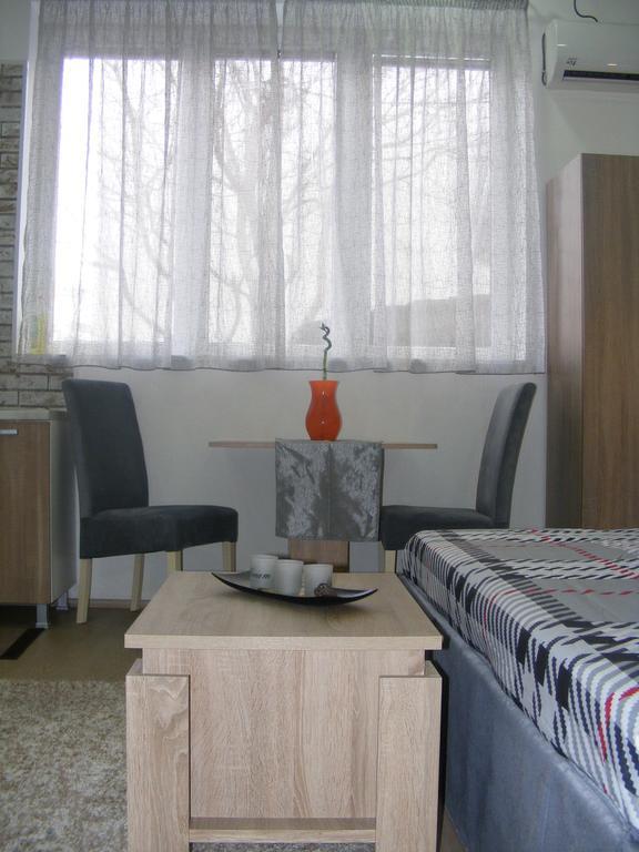 Valor Central Apartments Скоп'є Екстер'єр фото