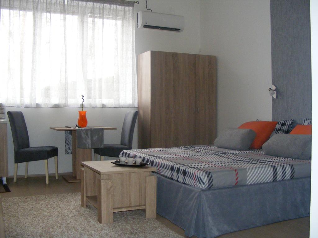 Valor Central Apartments Скоп'є Екстер'єр фото