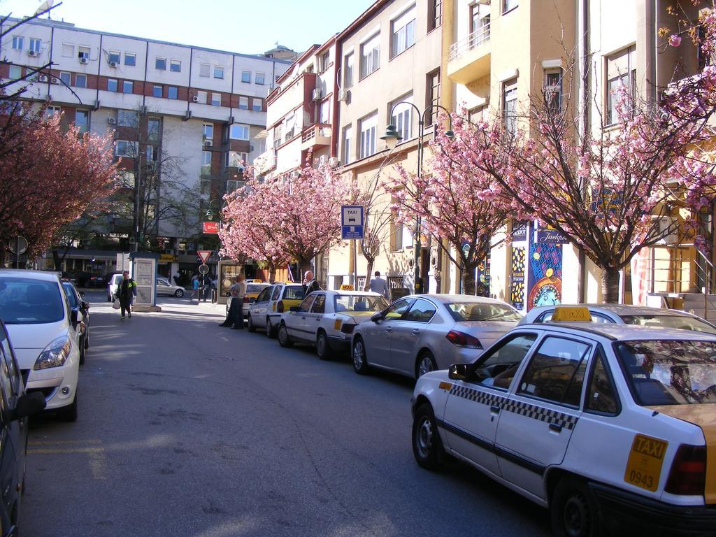 Valor Central Apartments Скоп'є Екстер'єр фото